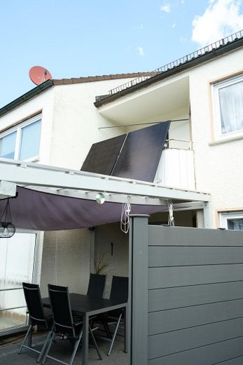 Gemütliches & bezugsfertiges Reihenmittelhaus in ruhiger, zentraler Lage von Senden Ay – Balkonkraftwerk