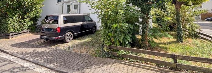 Zwei Ebenen, ein besonderes Zuhause – helle Maisonette mit Sonnenbalkon und TG-Stellplatz in Mainz!