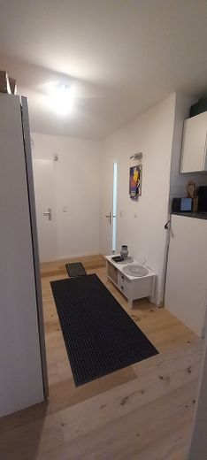 kl. Single Wohnung Innenstad in Braunschweig, neu renoviert, voll möbliert , mit allen Hausgeräten, in ruhige, Grüne Lage, nur ca. 300m von Straßenbahn entfernt – Foto 1
