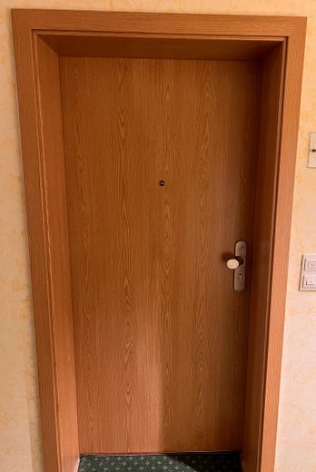 Neue Wohnungstür 2025