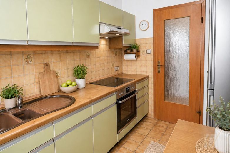 Wohntraum mit Balkon - helle 3-Zimmer-Wohnung zum Wohlfühlen – Küche