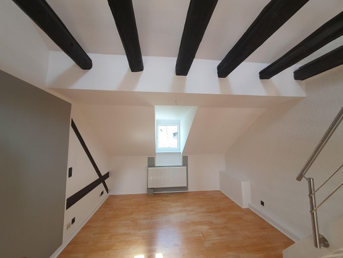 Elegante und große  Wohnung - Dachgeschoss - mit viel Platz – Foto 6