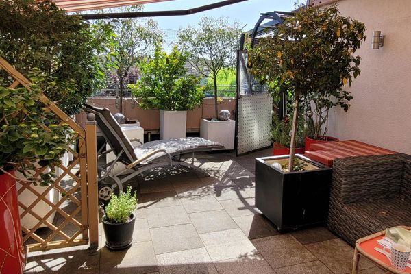 Appartamento completamente climatizzato con ampia terrazza sul tetto in MA-Gartenstadt
