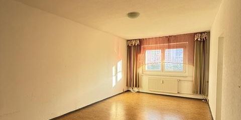 Wohnzimmer ohne Möbel