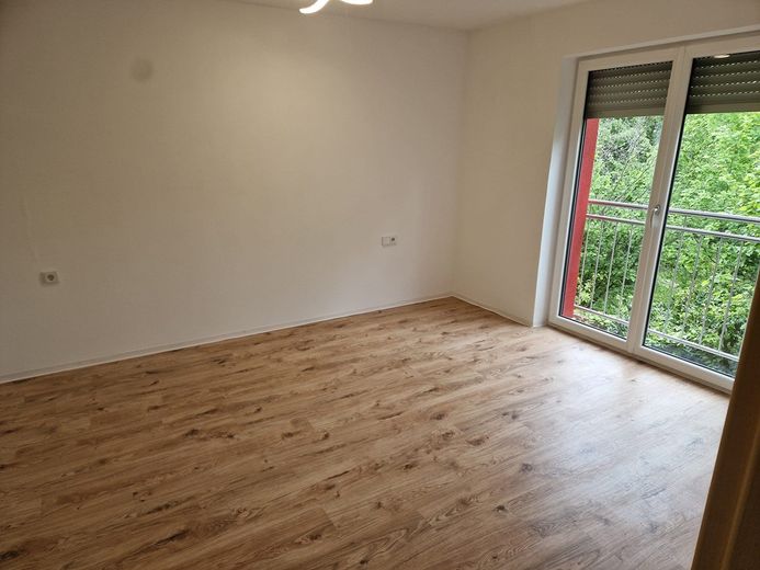Erstkl. helle 3,5-Zi.-Wo., Blk, EBK, gr. Garage, Röthenbach a. d. Peg. – Foto 14
