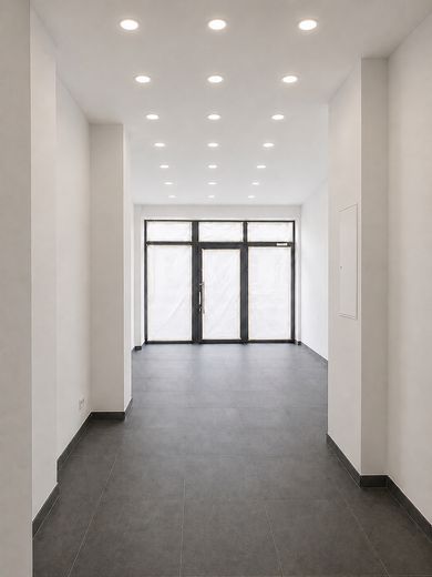 Hochwertig sanierte Gewerbefläche in Rheindahlen – ideal für Büro, Praxis, Kosmetik + 20 m² Terrasse – Blick zur Front