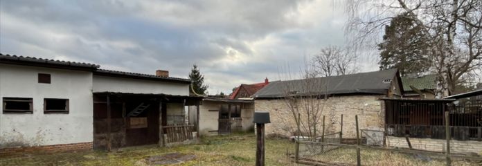 Dove il bosco è il vostro vicino – 600 m² per la casa dei vostri sogni