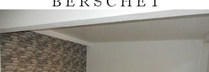 Single-family house with 2 garages and a small garden with a patio in Seligenstadt