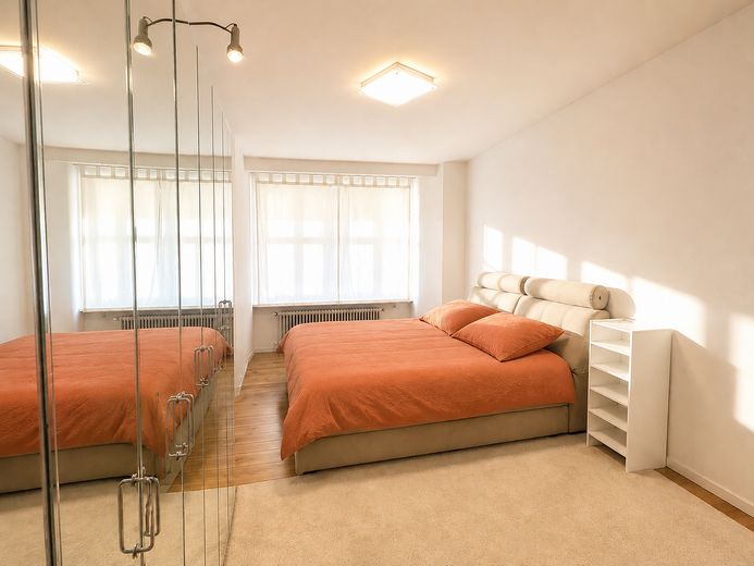Inwestycja kapitałowa – potencjalnie zwalniana – Tempelhof – 2 pokoje z kuchnią i łazienką – Schlafzimmer