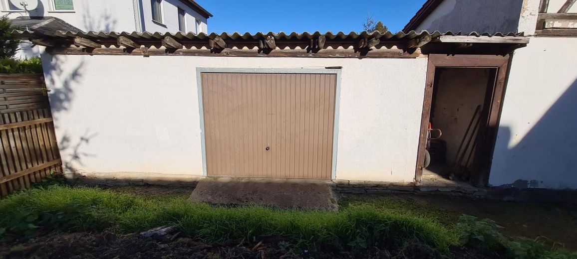 Schönes Mehrfamilienhaus-Sanierungsobjekt mit Garten, Brunnen, Stellplätzen – 20211029_135830