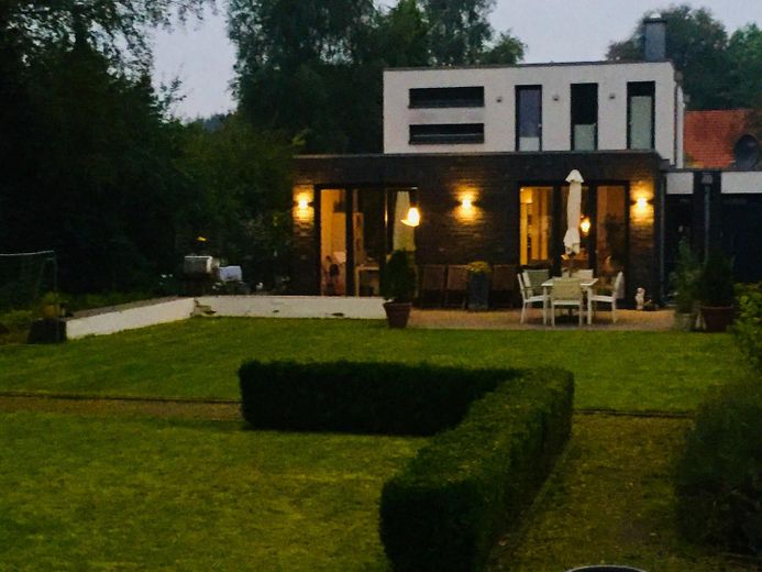 Gartenansicht von der Seeseite