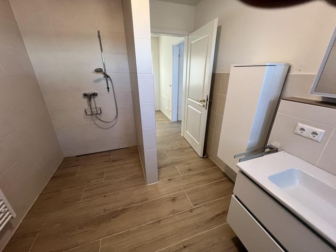 Penthauswohnung  Bad Bevensen Mitte – Dusche 1,20 m x 1,20 m