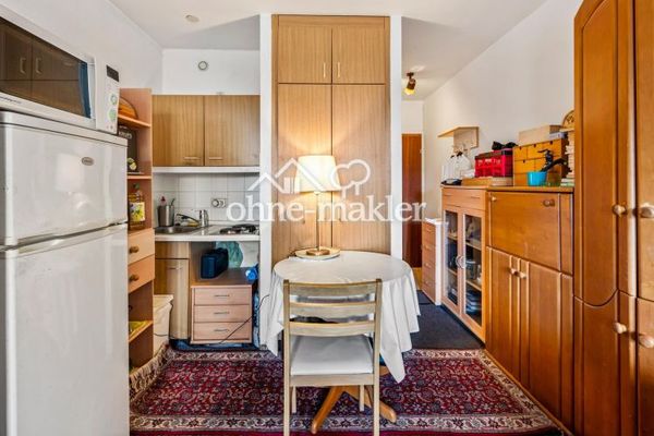 exklusive 6,2% Rendite, gut vermietete helle Wohg.+Balkon +Kellerraum + Stellpl. ohne Makler, #3012