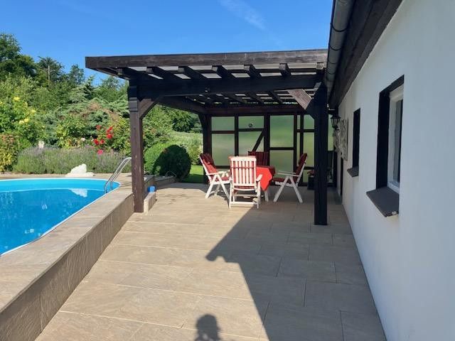 Poolterrasse