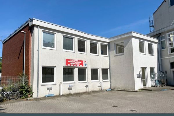 Neumünster: Moderne Bürofläche mitten in der Stadt im Obergeschoss