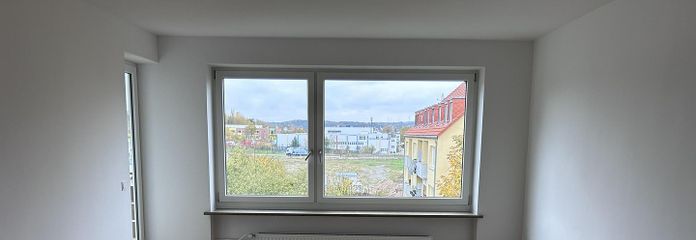 Topsanierte 3-Zimmer-Wohnung (75 qm) – Wohnzimmer (1)