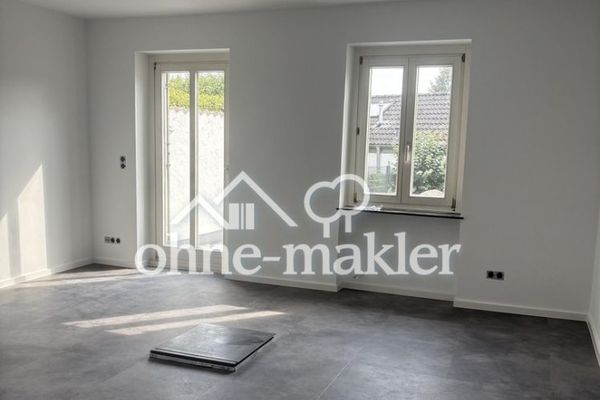 ***Zmodernizowany, mały dom szeregowy z ogrodem i tarasem w centrum Bad Honnef***