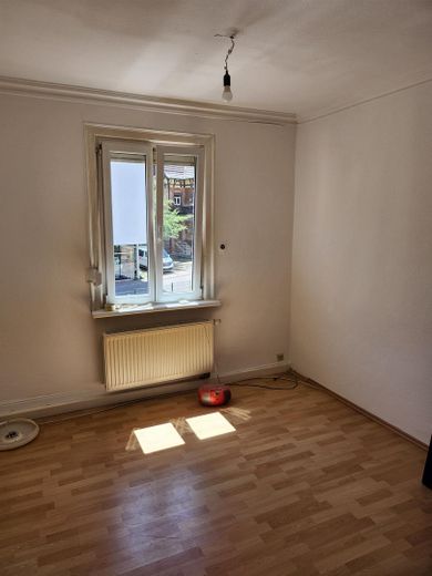 Schöne 4 Zimmer Wohnung mit Einbauküche und Balkon – Foto 12