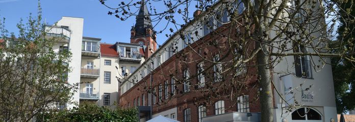 Wohnen wo andere Urlaub machen ... – Ansicht von Uferpromenade