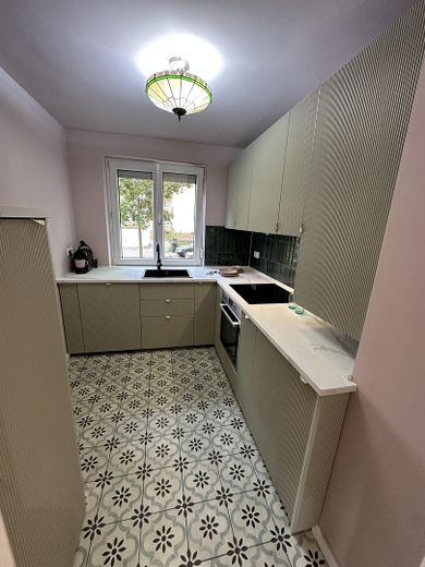 Hochwertig Möbliertes 2 Zi. Apartment Heilbronn – Küche