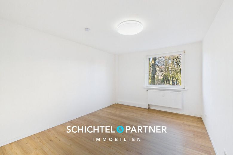 Neustadt | Modernisierte Eigentumswohnung mit Einbauküche und Balkon – S&amp;P | Schlafzimmer