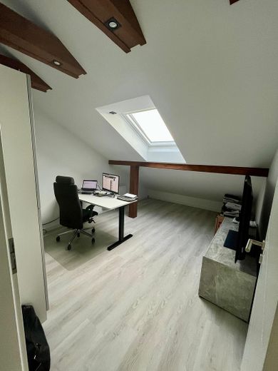 Moderne helle 4-Zimmer Wohnung 112 m2 neu mit EBK und Garage - provisionsfrei – Foto 10