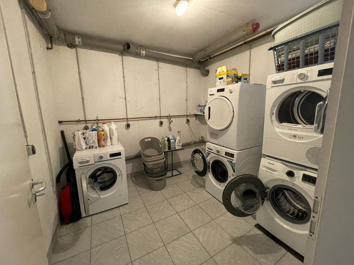 Moderne 3-Zi.-EG-Wohnung mit Blick übers Tal in Heppenheim-Kirschhausen – Waschkeller