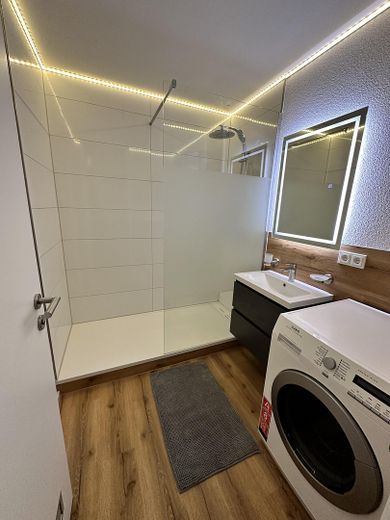 Modernes Badezimmer 