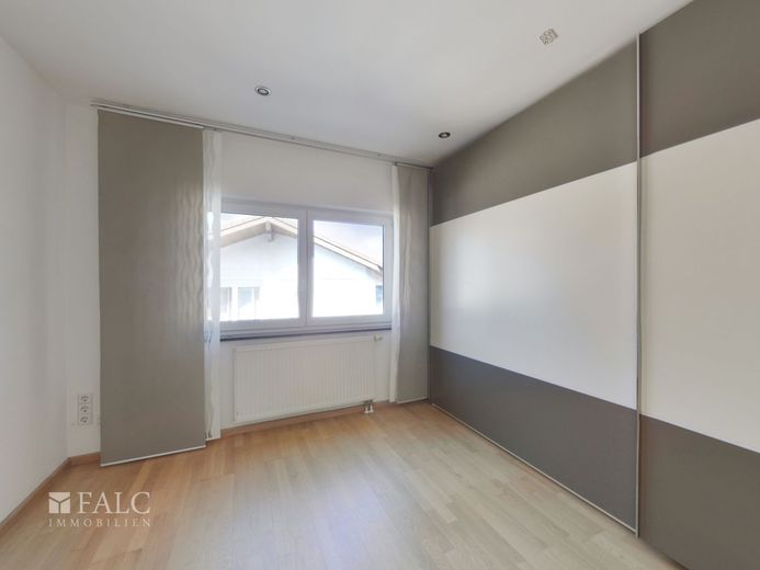 96 m² Wohnkomfort: Helle 4-Zimmer-Wohnung mit Balkon und Extras – Schlafzimmer
