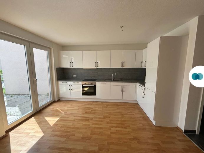 Après rénovation : suffisamment d’espace pour votre famille ! - Grande maison mitoyenne en bout de rangée à Käfertal – Küche