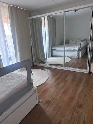 3 Zimmerwohnung mit Balkon in den Ferdinandshöfen – Schlafen