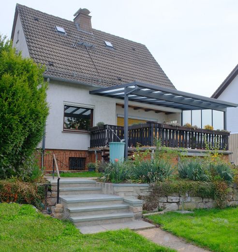 Maison individuelle confortable (max. 3 pers.) avec grand jardin, UNIQUEMENT À LOUER ! – Außenansicht 2