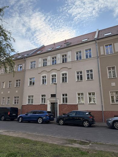 Helle 3-Raumwohnung im Erstbezug – Ansicht Klingerplatz 4