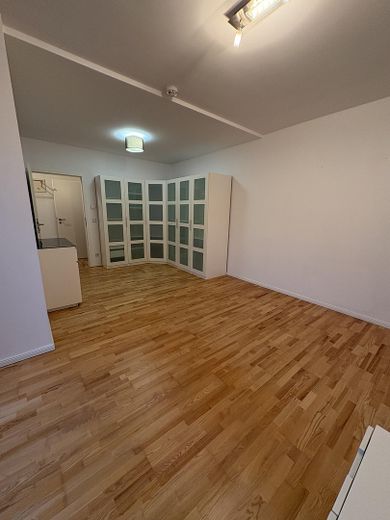 Köpenick'te bahçe parseli olan aydınlık 2,5 odalı daire – Schlafzimmer