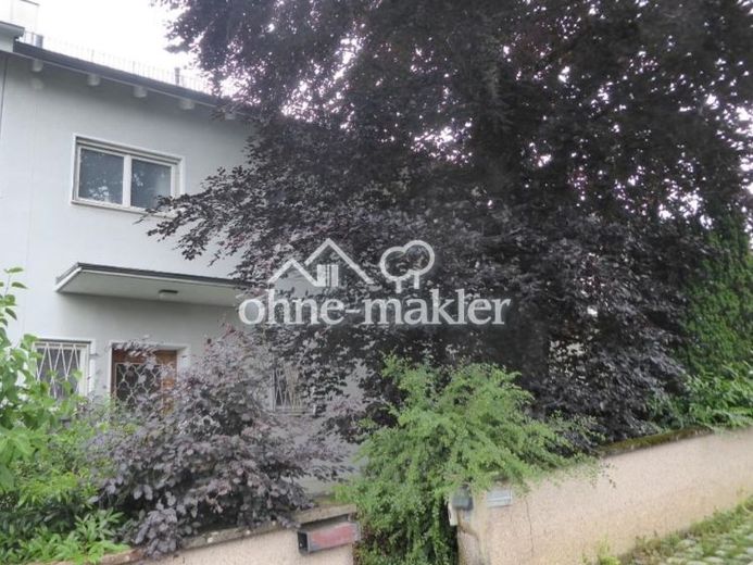 Prachtig uitzicht op de Alpen in het rustige Oberbeuren: twee-onder-een-kapwoning van 216 m² met grote tuin op het zuiden & open haard – Foto 1