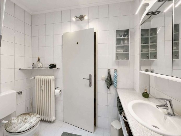 Gepflegtes Einfamilienhaus in zentraler Lage von Geilenkirchen – Badezimmer