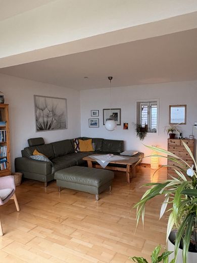 Exklusives Wohnhaus im Seebad Altefähr auf Rügen – Wohnzimmer