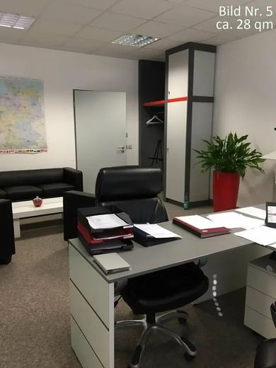 Comunidad de oficinas: oficinas de diseño moderno – Foto 12
