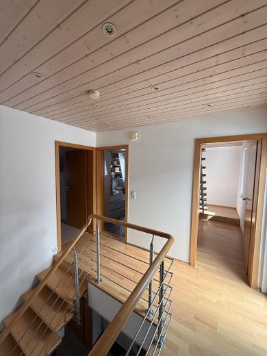 Light-filled detached house in an attractive residential area – Flur