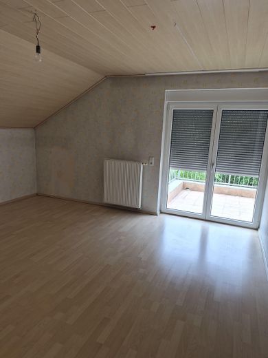 Große 2 Zimmer Wohnung, 100qm im 2-FH, Bj 2006, Balkon, Stellplatz, Garage – Küche