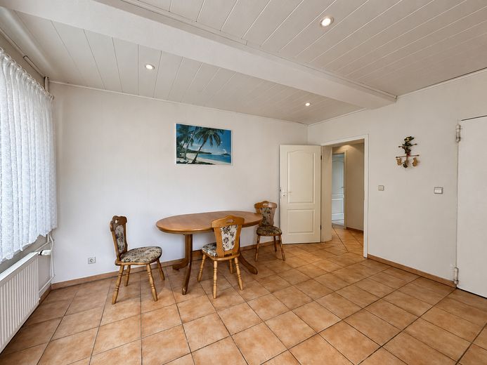 Two-family house with two garages and a large garden in Berka – Abstellraum EG