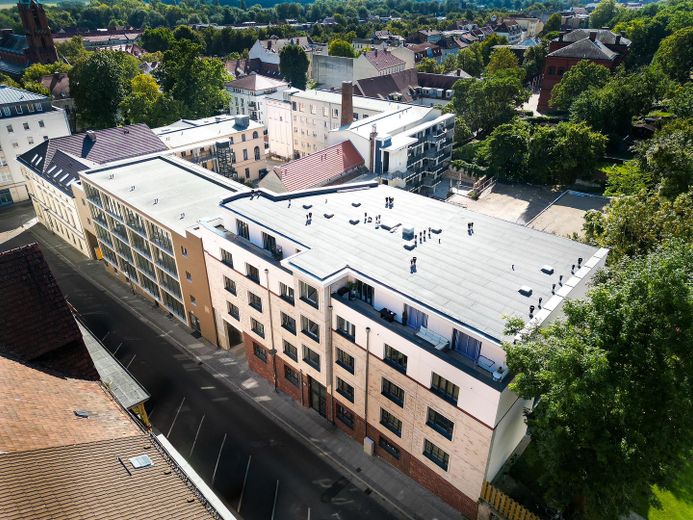 3 Zimmerwohnung mit Balkon in den Ferdinandshöfen – Haus 9 Luftbild