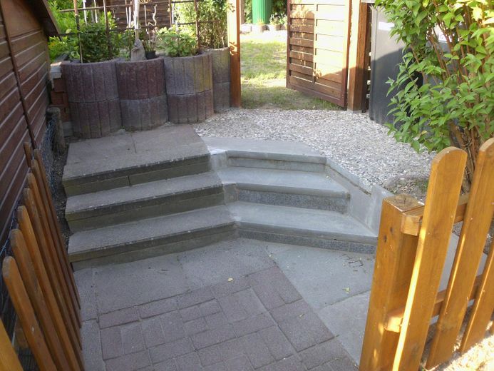 Zugang zum Garten rückseitig