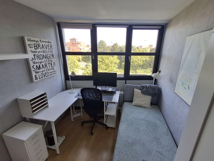 Möblierte Wohnung in Bonn (Tiefgarage inkl.) zum Einziehen und Wohlfühlen -ab 04.11.2026 – Foto 4