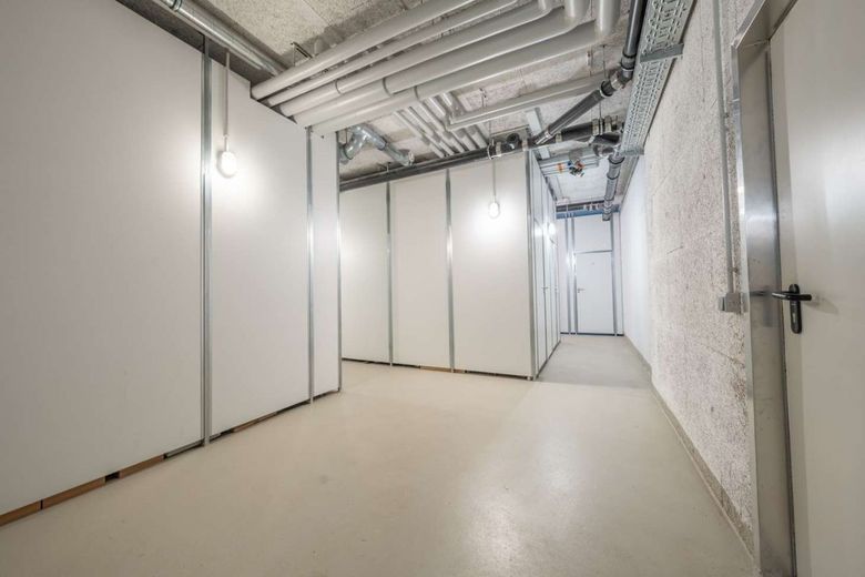Kapitalanlage! Komfortable 2,5-Zimmer-Wohnung mit Balkon und TG-Stellplatz – Kellerbereich