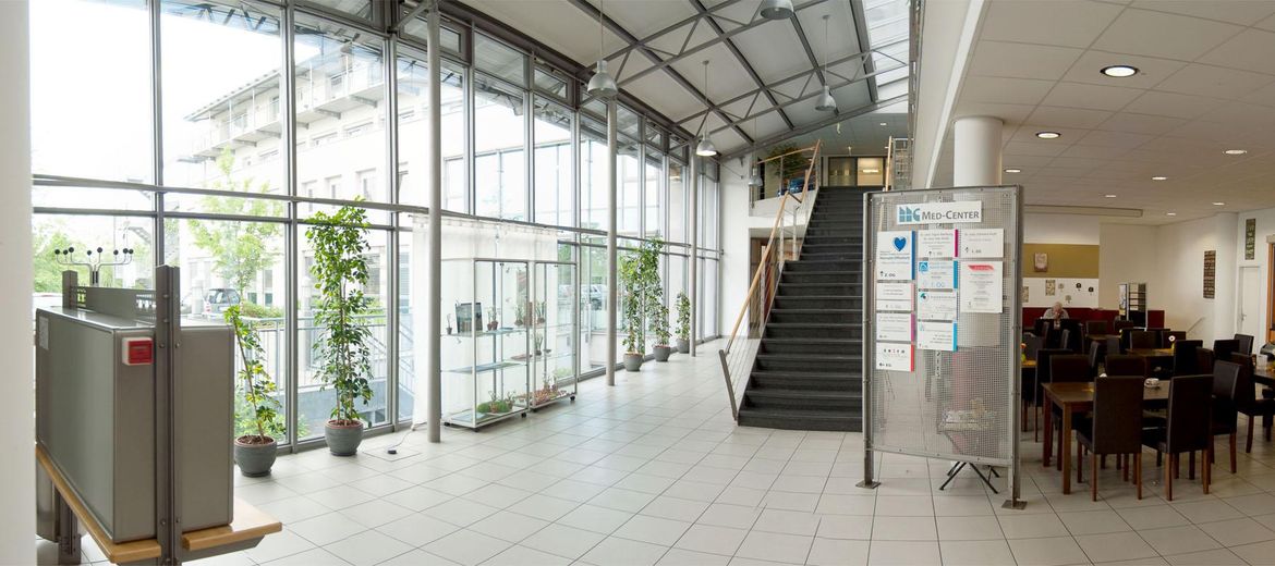 Altersgerechtes Wohnen: 2 ZKB mit Süd-West Balkon // gute Rendite // Kapitalanlage – MedCenter Innenansicht