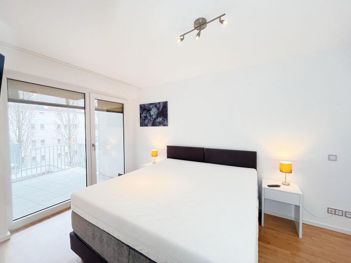 5,2 % de rentabilidad | Obra nueva en Berlín-Adlershof | sin límite de alquileres | totalmente amueblado – Schlafzimmer