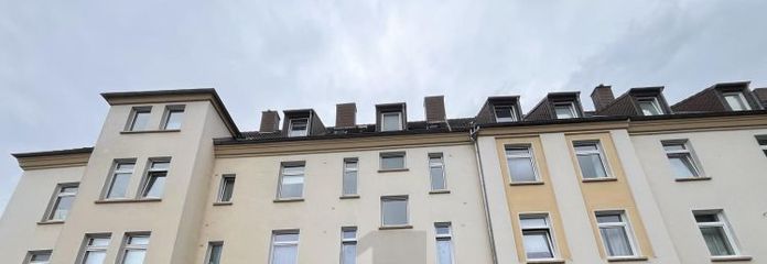 BLICK INS GRÜNE, 2 BALKONE & VIEL POTENZIAL