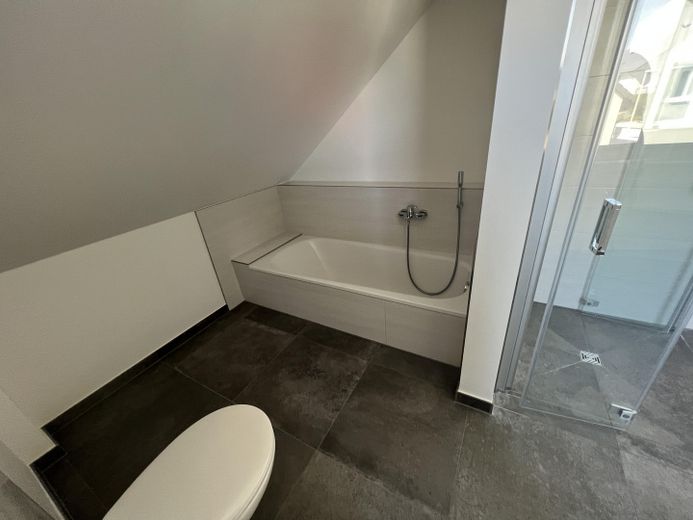 Neuwertiges EFH in bester Wohnlage – Foto 15