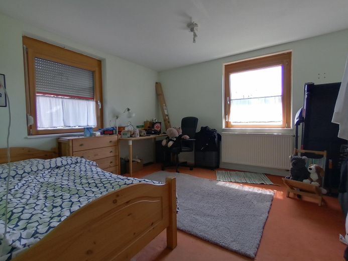 Zimmer 2 OG
